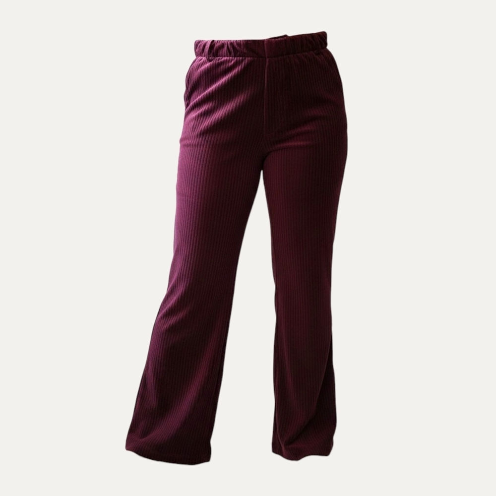 Urban Outfitters Ribbed Velvet Kick Flare Pants in Burgundy, Size 8